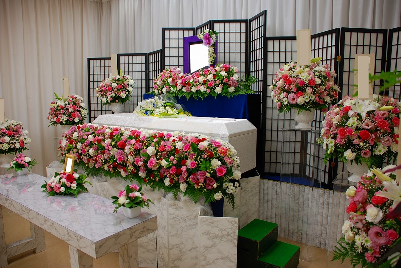 家族葬プラン祭壇